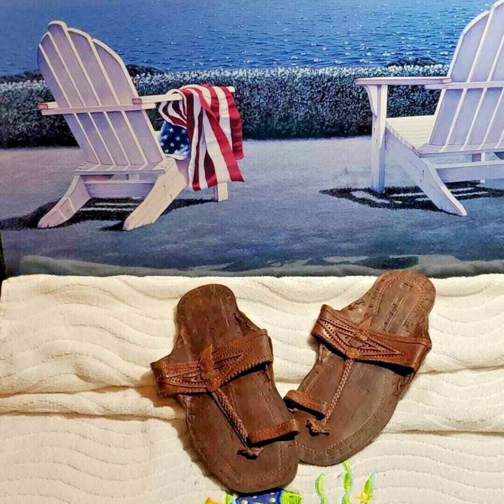 BRAND NEW WATER BUFFALO LEATHER RETRO 1960'S - 1970'S STYLE SANDALS HANDMADE  DB